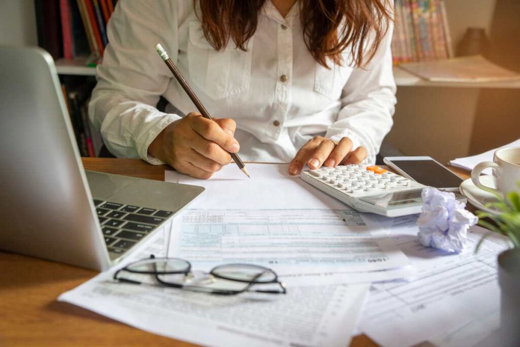 Orçamento e Planejamento Financeiro em Casa